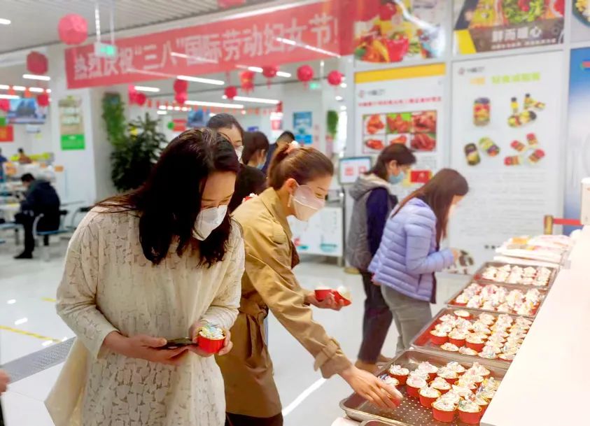 中膳食堂承包公司，機(jī)關(guān)食堂高標(biāo)準(zhǔn)運(yùn)營服務(wù)案例